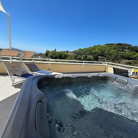 A Terrace On Capri Con Piscina Idromassaggio